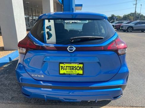 Used 2021 Nissan Kicks S FWD image 8