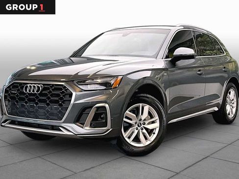Used 2023 Audi Q5 2.0T Premium w/ Convenience Package AWD/4WD image 1