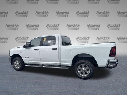 Used 2025 RAM 2500 Big Horn AWD/4WD image 6