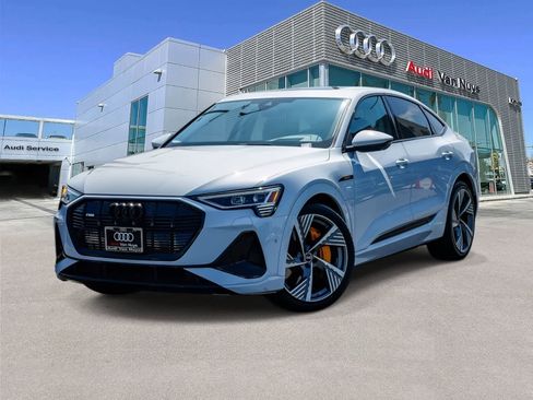 Used 2022 Audi e-tron Prestige w/ Prestige Package image 1