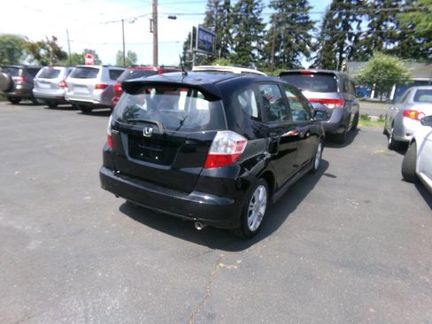 Used 2010 Honda Fit Sport image 4