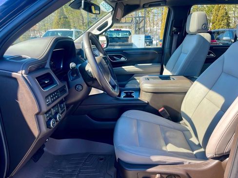 Used 2022 Chevrolet Tahoe Z71 w/ Z71 Off-Road Package AWD/4WD image 10