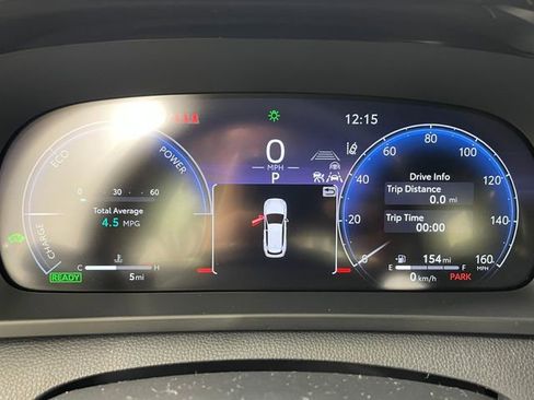 New 2026 Toyota Crown Signia image 3