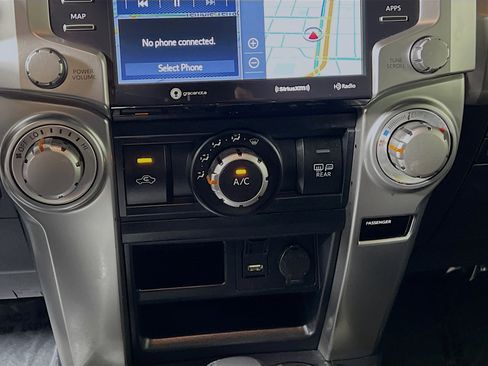 Used 2024 Toyota 4Runner SR5 Premium image 26