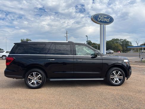 Used 2023 Ford Expedition Max Limited image 6