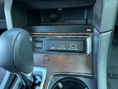 Used 2024 Subaru Ascent Touring image 37