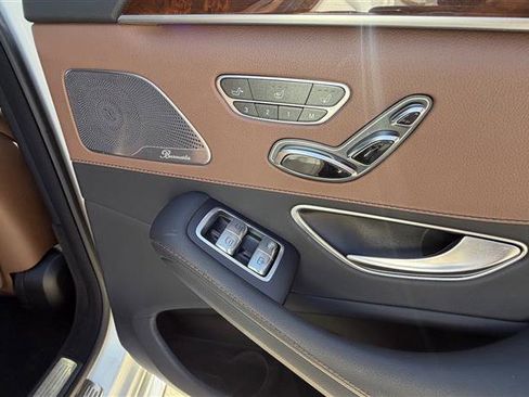 Used 2016 Mercedes-Benz S 550 4MATIC Sedan image 27