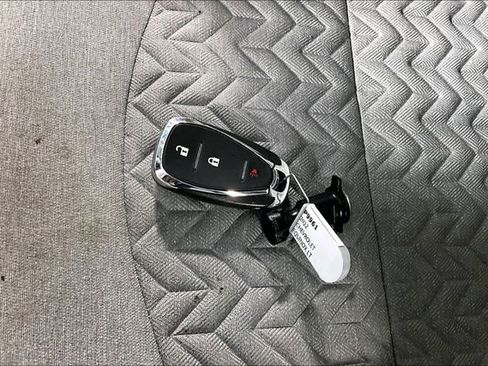 Used 2022 Chevrolet Equinox LT image 31