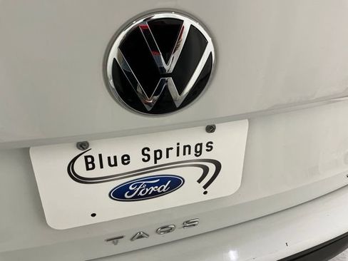Used 2022 Volkswagen Taos S AWD/4WD image 6