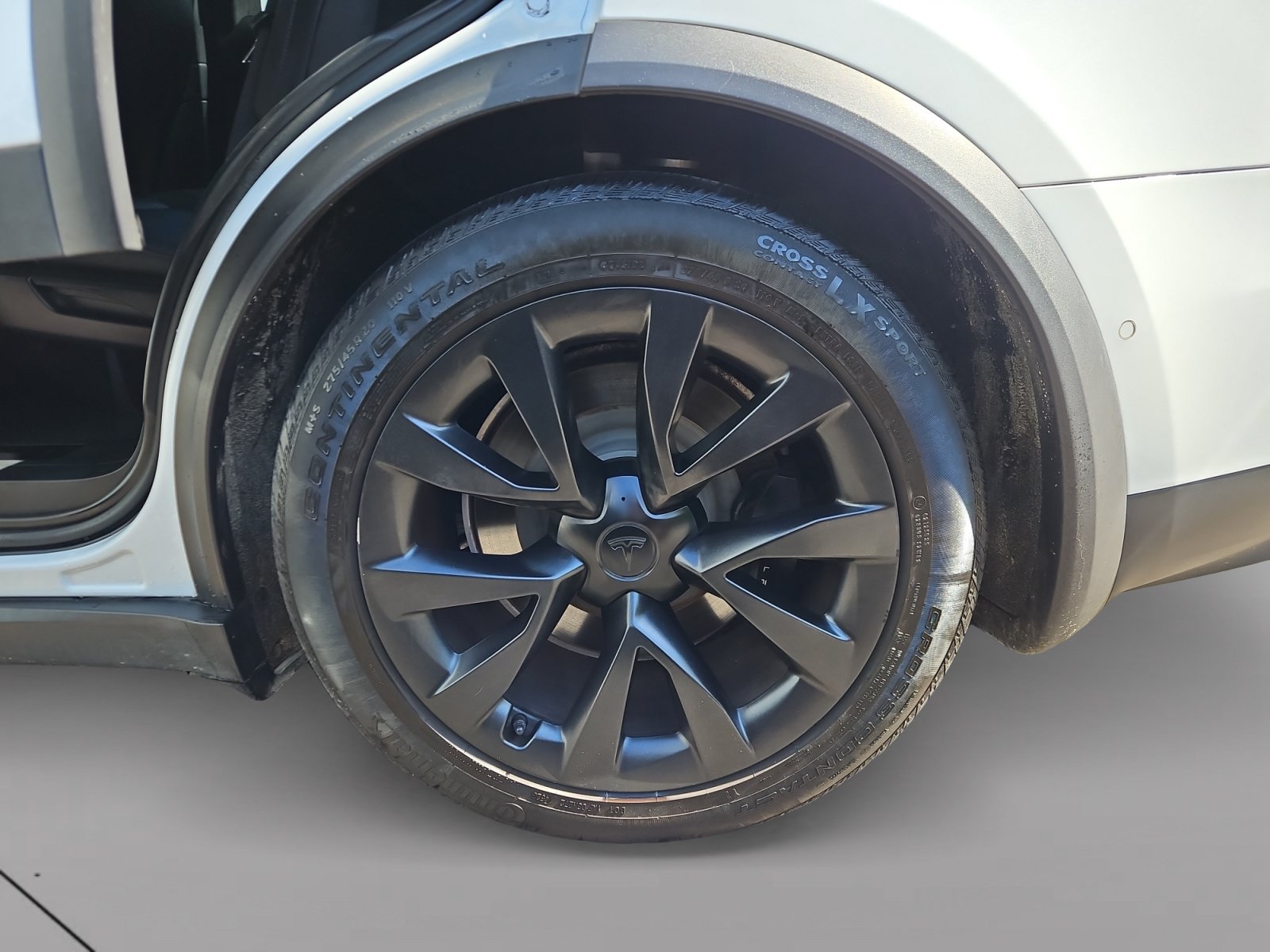 Used 2022 Tesla Model X AWD/4WD image 15