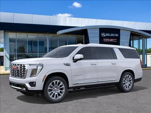 New 2026 GMC Yukon XL Denali w/ Denali Reserve Package AWD/4WD image 2