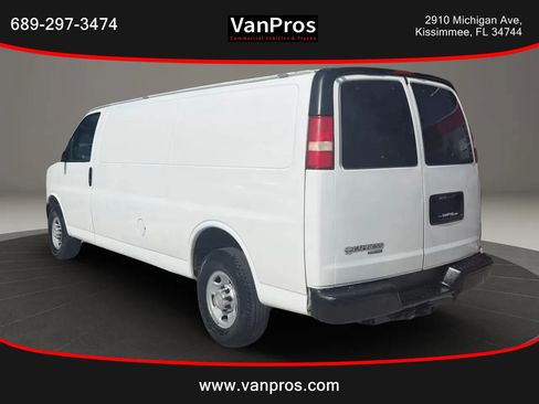 Used 2014 Chevrolet Express 3500 Extended RWD image 3