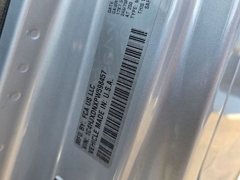 Used 2023 Jeep Wrangler Sport image 18