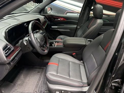 Used 2024 Chevrolet Traverse RS w/ LPO, Floor Liner Package image 5