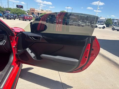 Used 2023 Toyota GR86 Premium w/ ALL Weather Mat Package (TMS) RWD image 22