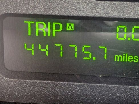 Used 2002 Ford Thunderbird image 11