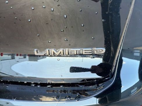 Used 2025 Toyota Crown Nightshade image 9