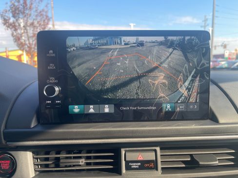 New 2025 Honda Pilot Touring image 35