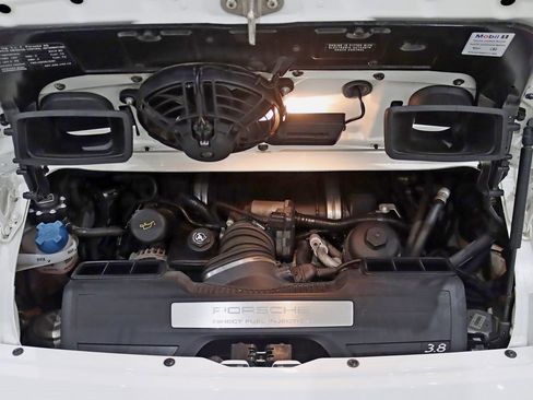 Used 2012 Porsche 911 Carrera 4S image 33