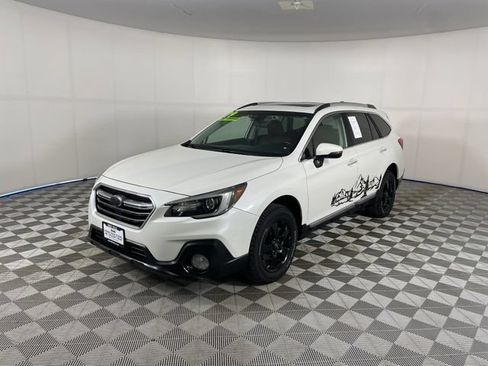 Used 2019 Subaru Outback 3.6R Touring w/ Popular Package #3A AWD/4WD image 1