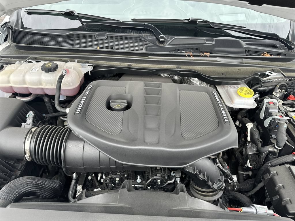 Used 2026 RAM 1500 Limited AWD/4WD image 12