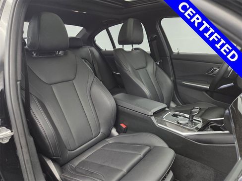 Certified 2022 BMW 330i Sedan w/ Convenience Package image 19