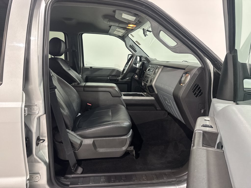 Used 2012 Ford F250 XLT w/ Snow Plow Prep Pkg AWD/4WD image 18