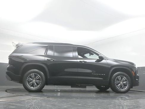 New 2026 Chevrolet Traverse LT image 32