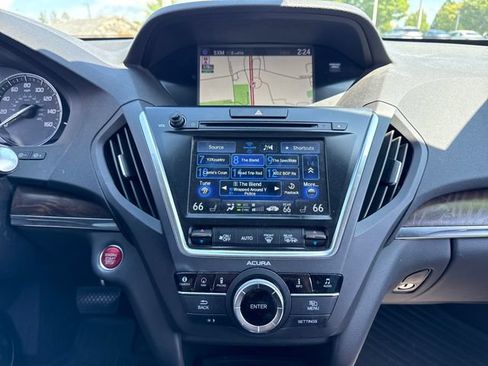 Used 2017 Acura MDX SH-AWD w/ Advance Package image 28