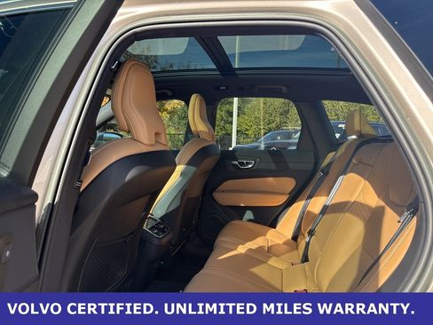 Certified 2023 Volvo XC60 B6 Ultimate image 16