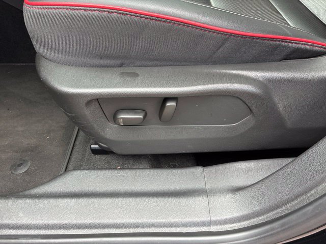 Used 2023 Buick Envision Essence w/ Sport Touring Package AWD/4WD image 12