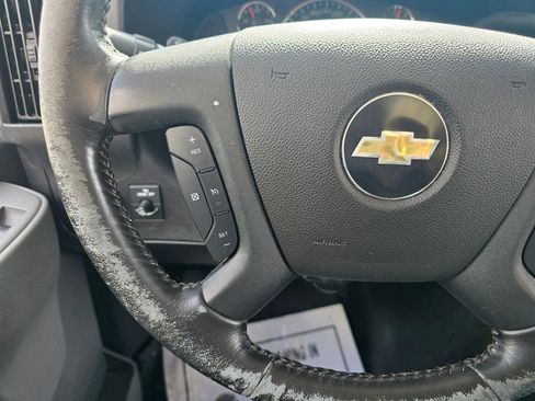 Used 2023 Chevrolet Express 3500 Work Van w/ Power Convenience Package image 29