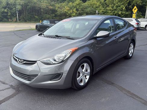 Used 2013 Hyundai Elantra GLS FWD image 3