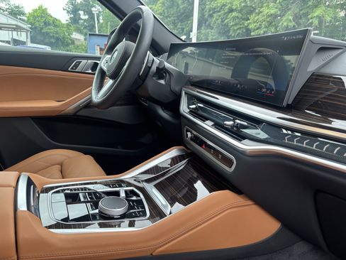 Used 2026 BMW X6 xDrive40i AWD/4WD image 26