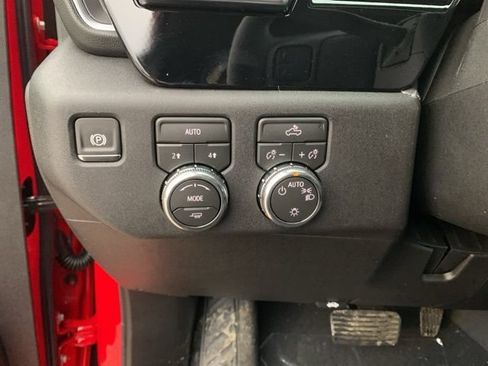 New 2026 GMC Sierra 1500 SLE AWD/4WD image 19