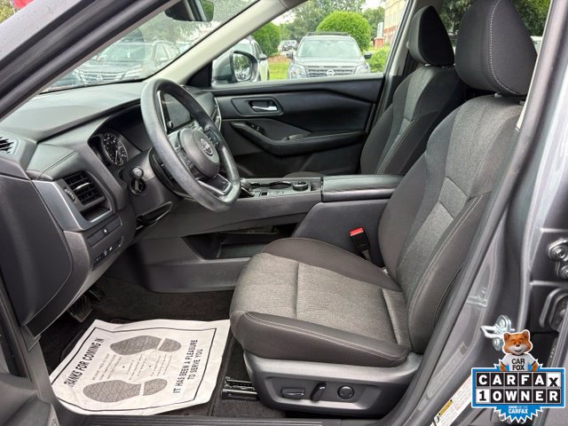 Used 2024 Nissan Rogue SV AWD/4WD image 11