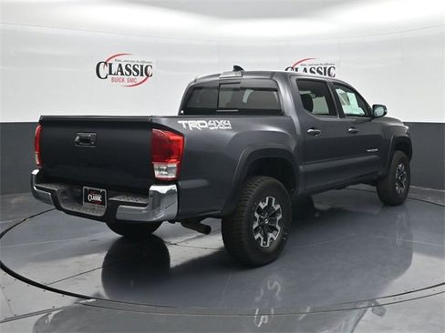 Used 2023 Toyota Tacoma TRD Sport image 7