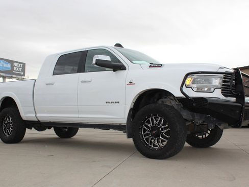 Used 2022 RAM 3500 Laramie image 40