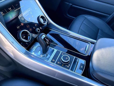 Used 2022 Land Rover Range Rover Sport HSE Silver Edition image 15