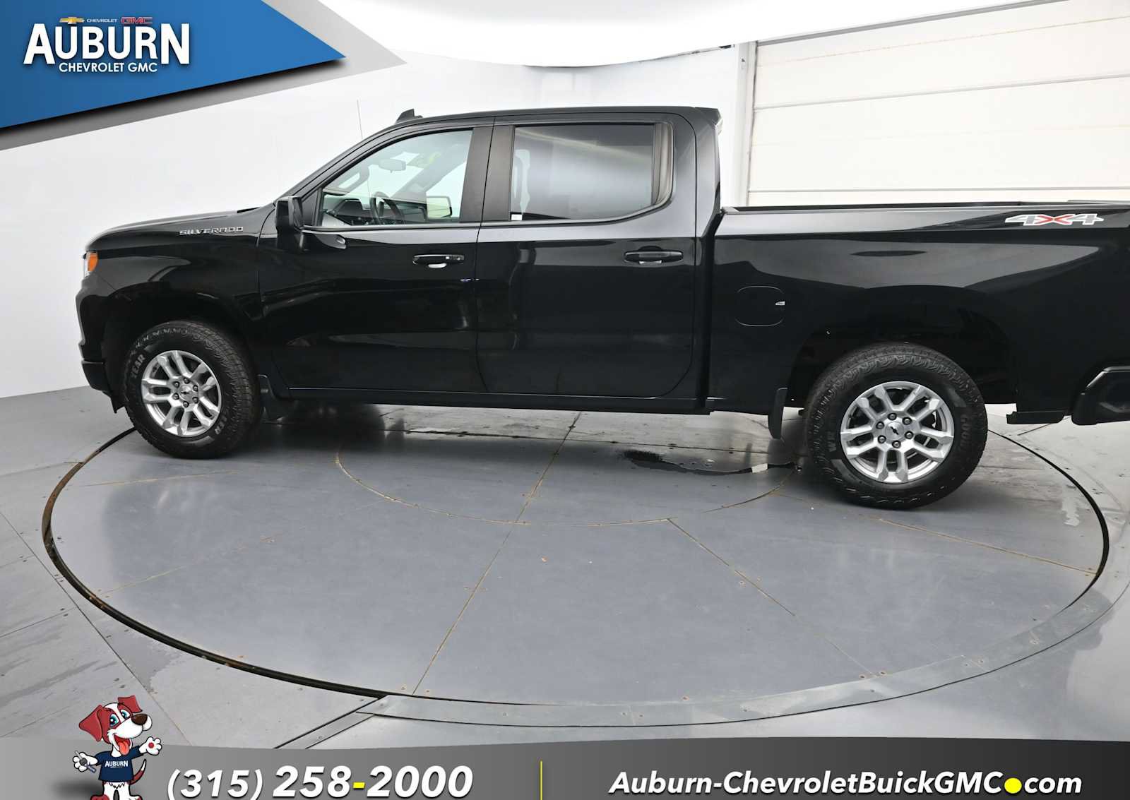 Used 2023 Chevrolet Silverado 1500 RST AWD/4WD image 17