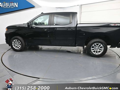 Used 2023 Chevrolet Silverado 1500 RST AWD/4WD image 17