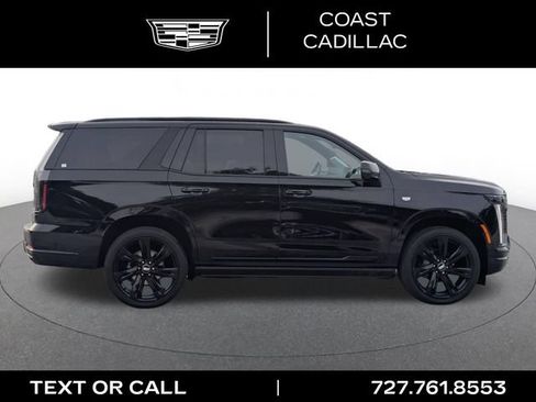 Used 2025 Cadillac Escalade Sport Platinum AWD/4WD image 5