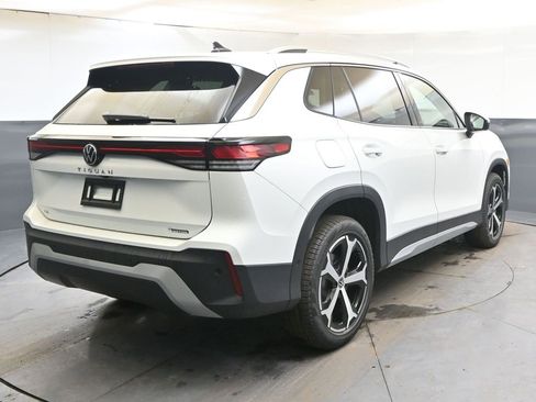 New 2026 Volkswagen Tiguan SE image 5