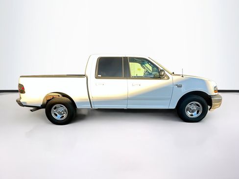 Used 2003 Ford F150 XLT image 10
