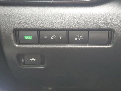 Used 2022 Nissan Sentra SR image 16