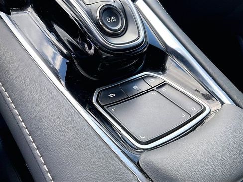 Used 2022 Acura RDX w/ Technology Package image 35