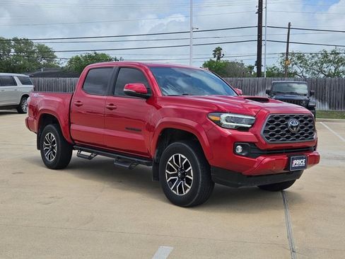 Used 2023 Toyota Tacoma TRD Sport w/ Technology Package image 3