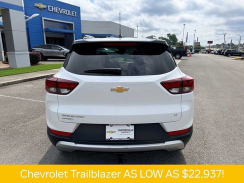 Used 2023 Chevrolet TrailBlazer LT FWD image 5