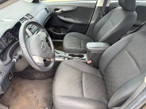 Used 2009 Toyota Corolla S w/ PWR Pkg FWD image 10