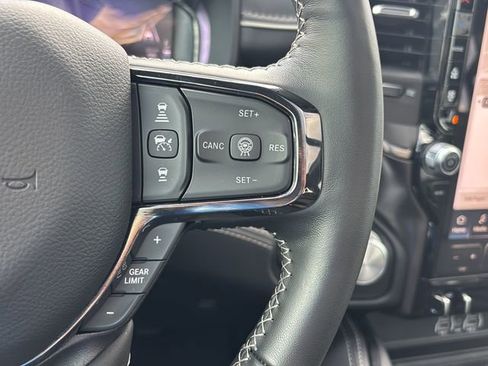 New 2025 RAM 1500 Limited image 28